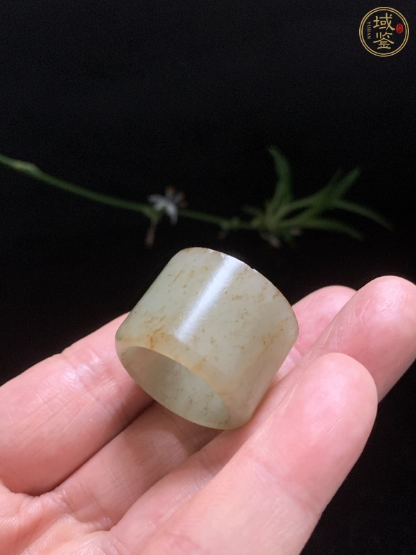 古玩玉器和田玉雕“素紋扳指”真品鑒賞圖