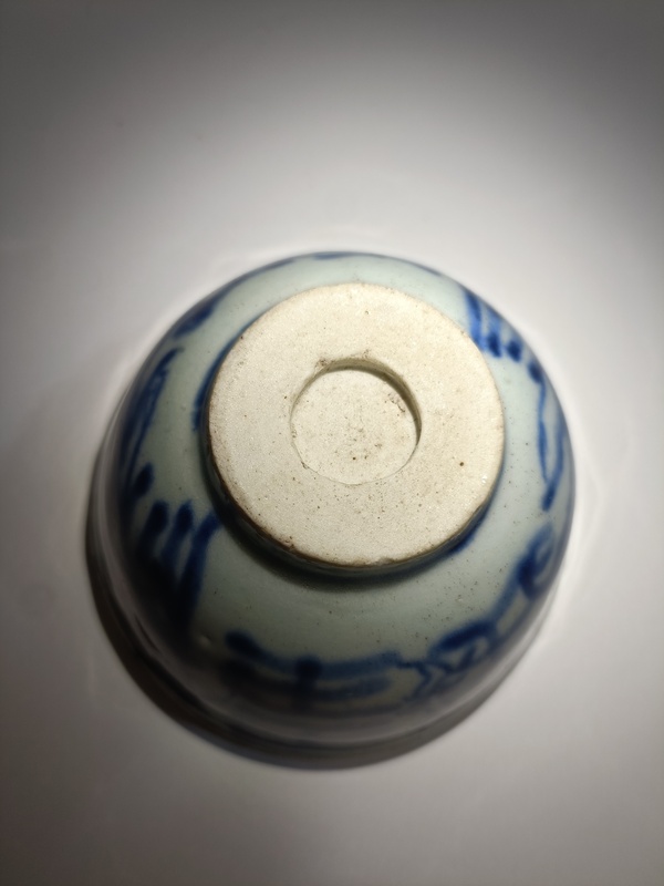古玩陶瓷康熙青花鳳紋茶碗拍賣，當(dāng)前價(jià)格3888元