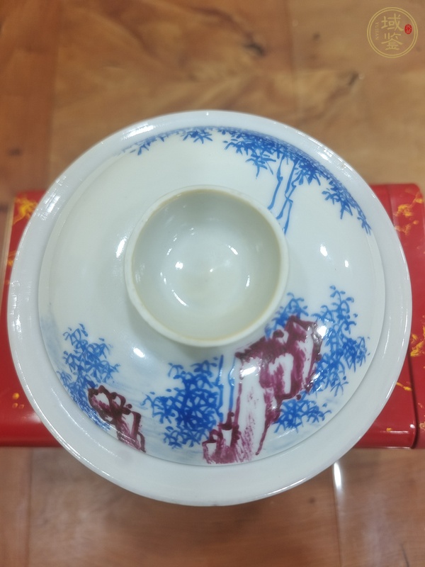 古玩陶瓷民國 藍(lán)料彩竹紋蓋碗真品鑒賞圖