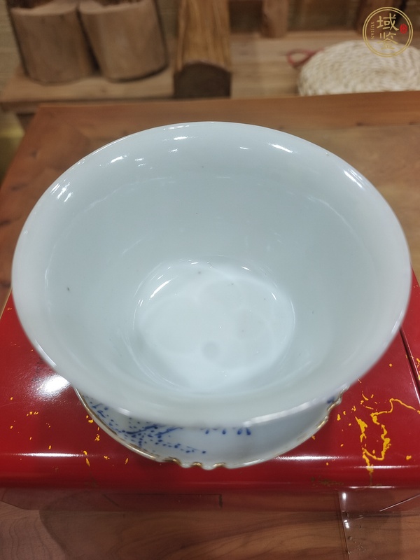 古玩陶瓷民國 藍(lán)料彩竹紋蓋碗真品鑒賞圖