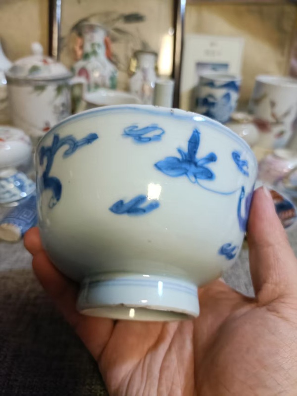 古玩陶瓷康熙青花螭龍紋茶碗拍賣,當前價格3888元