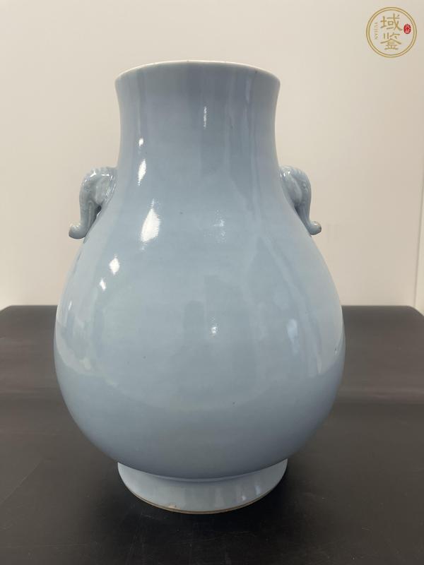古玩陶瓷天藍(lán)釉象耳瓶真品鑒賞圖