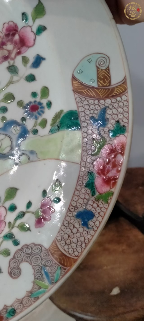 古玩雍正粉彩花卉盤真品鑒賞圖