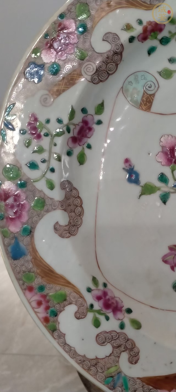 古玩陶瓷雍正粉彩花卉盤真品鑒賞圖