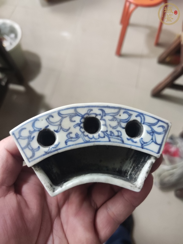古玩青花筆插真品鑒賞圖