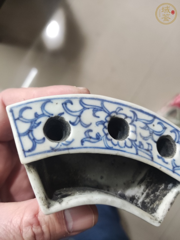 古玩陶瓷青花筆插真品鑒賞圖