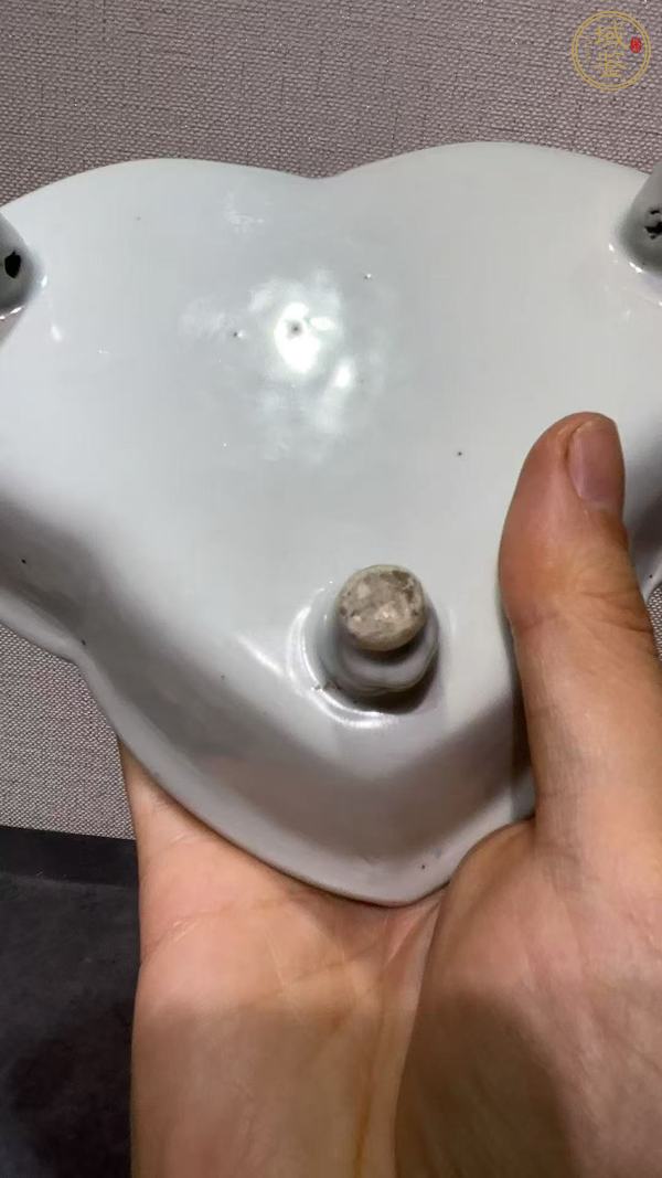 古玩陶瓷青花飛黃騰達筆洗真品鑒賞圖