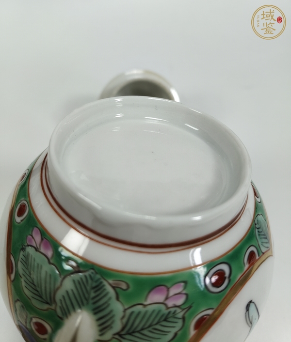 古玩陶瓷粉彩人物紋茶壺真品鑒賞圖