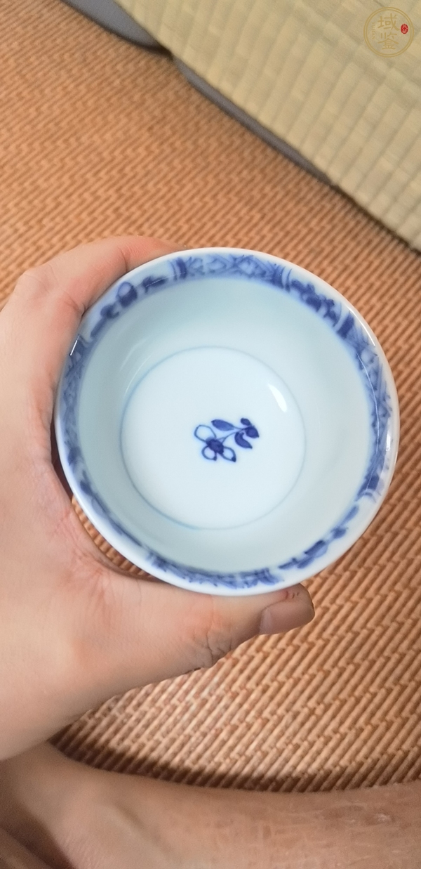 古玩青花花卉杯真品鑒賞圖