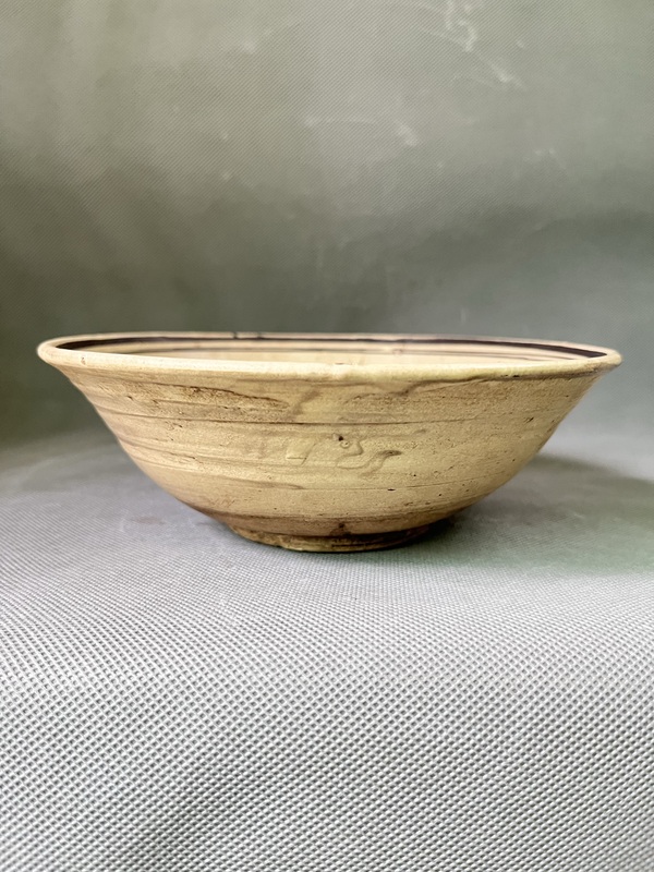 古玩陶瓷明~磁州窯白地黑彩茶碗拍賣，當(dāng)前價(jià)格788元