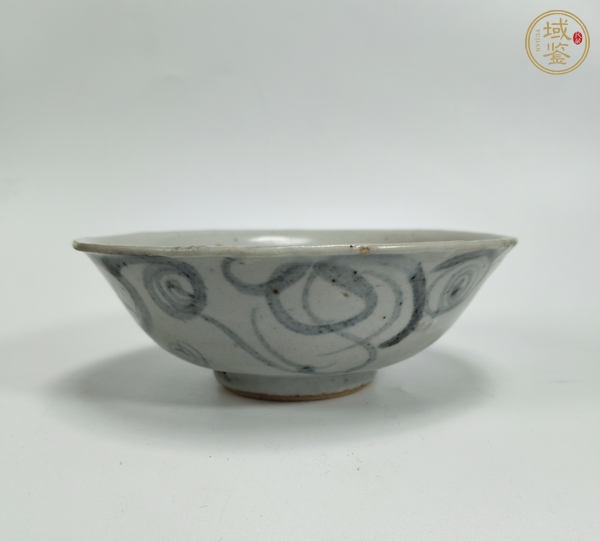 古玩陶瓷青花螺旋紋茶碗真品鑒賞圖