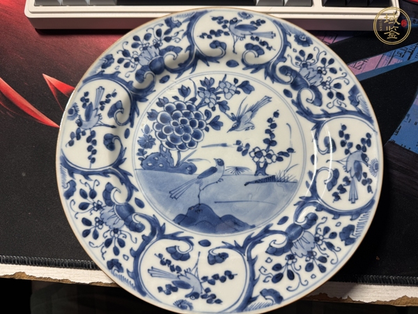 古玩陶瓷花鳥紋青花盤真品鑒賞圖