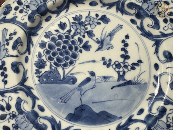 古玩陶瓷花鳥紋青花盤真品鑒賞圖