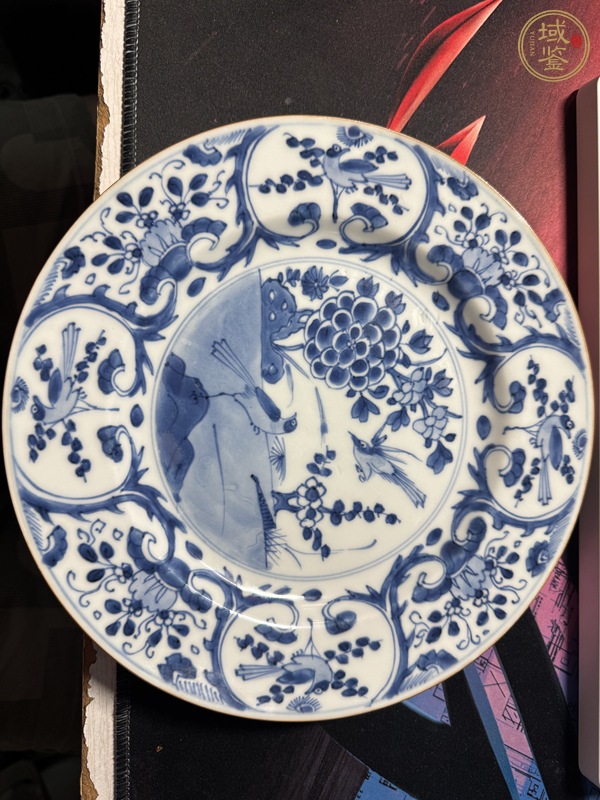 古玩陶瓷花鳥紋青花盤真品鑒賞圖