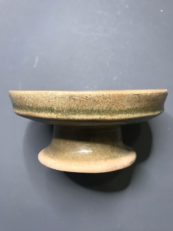 古玩陶瓷南朝至隋洪州窯花卉紋高足盤拍賣，當前價格12800元