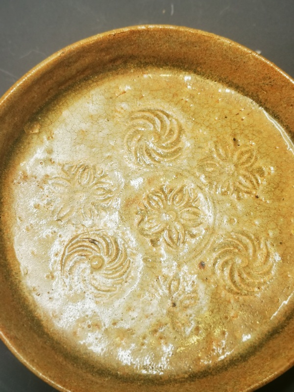 古玩陶瓷南朝至隋洪州窯花卉紋高足盤拍賣，當前價格12800元