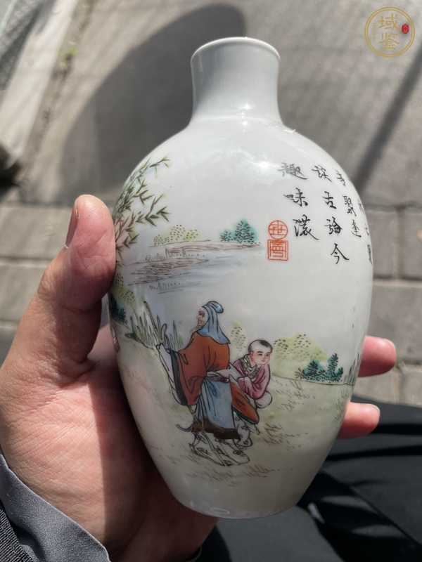 古玩陶瓷粉彩人物瓶真品鑒賞圖