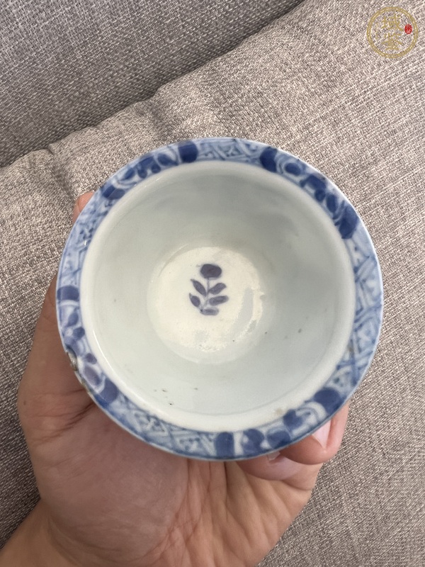 古玩青花杯真品鑒賞圖