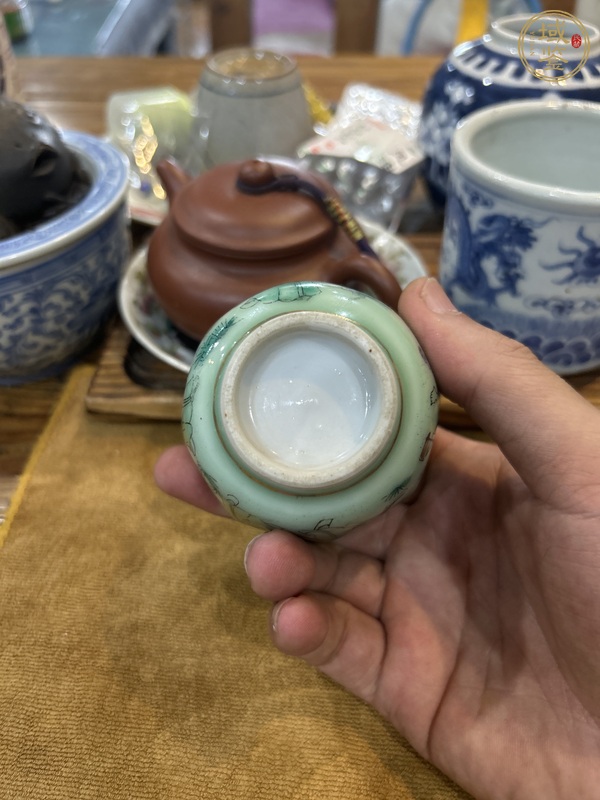 古玩陶瓷人物故事紋八方杯真品鑒賞圖