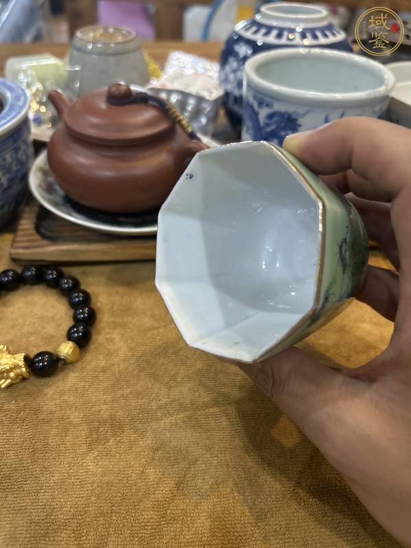 古玩陶瓷人物故事紋八方杯真品鑒賞圖