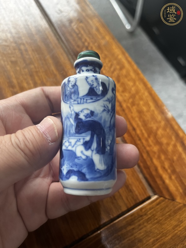 古玩陶瓷鼻煙壺真品鑒賞圖