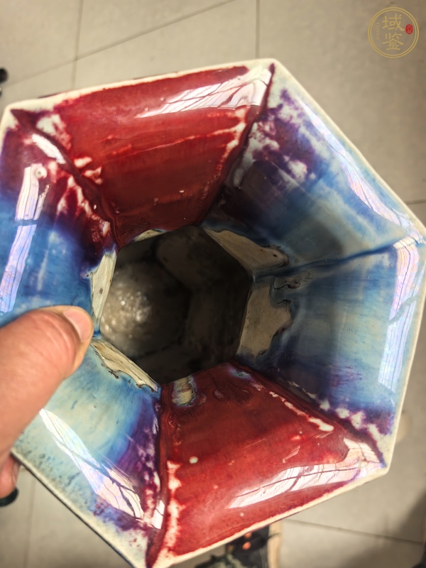 古玩陶瓷鈞紅窯變釉六方瓶真品鑒賞圖