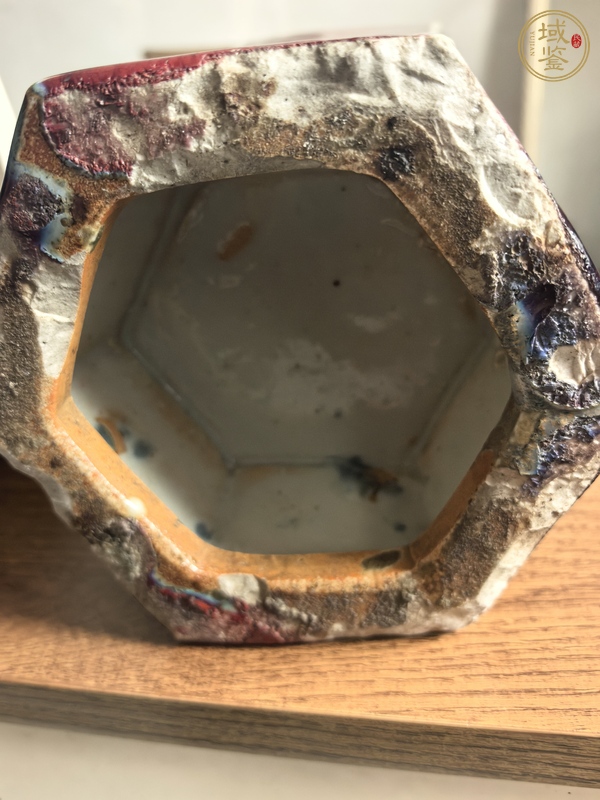 古玩陶瓷鈞紅窯變釉六方瓶真品鑒賞圖