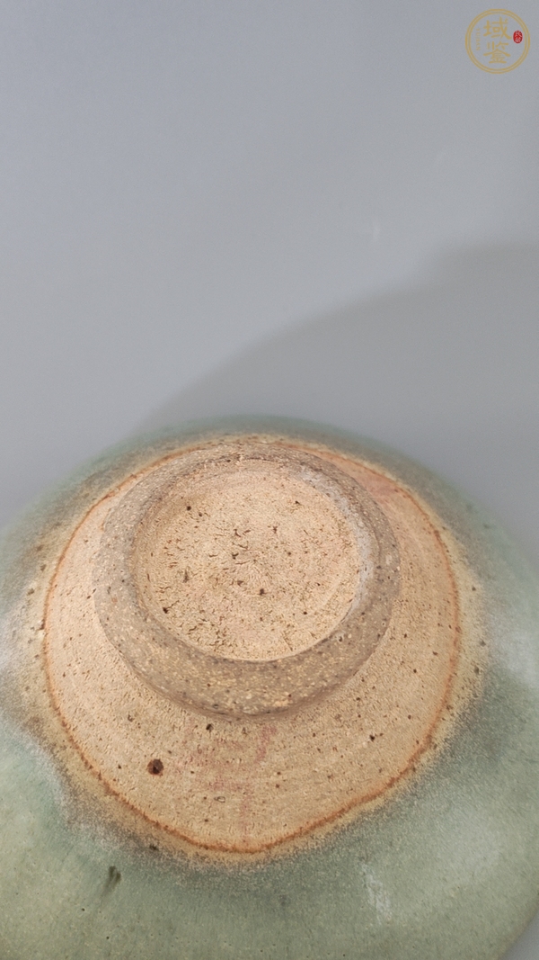 古玩陶瓷鈞窯月白碗真品鑒賞圖