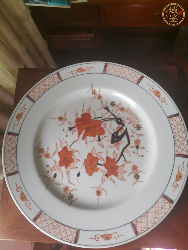 古玩陶瓷彩繪花卉紋盤真品鑒賞圖
