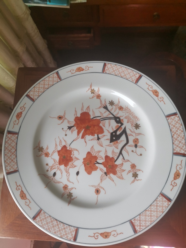 古玩陶瓷彩繪花卉紋盤拍賣，當(dāng)前價(jià)格666元