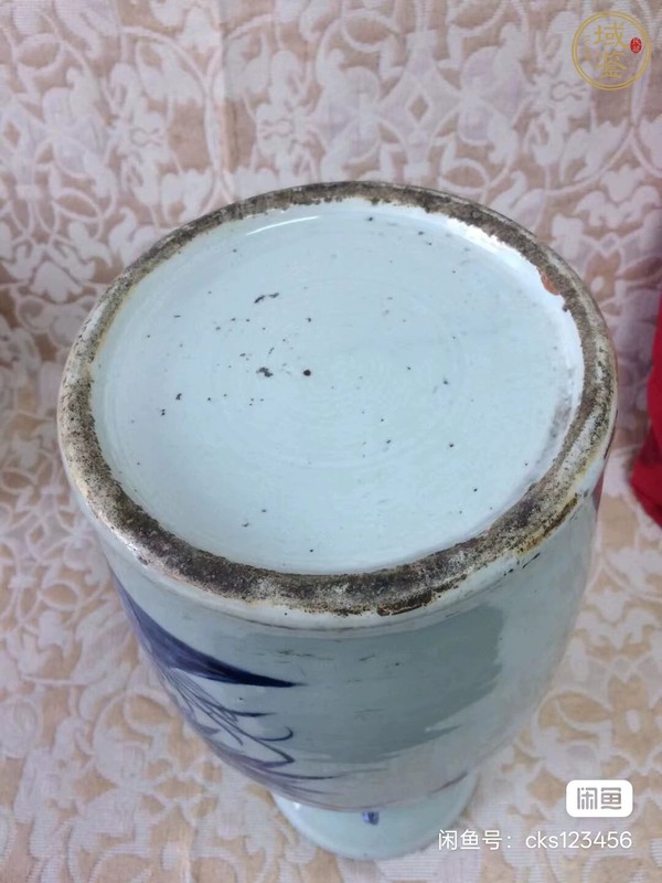 古玩陶瓷豆青釉青花鳳凰牡丹紋瓶真品鑒賞圖