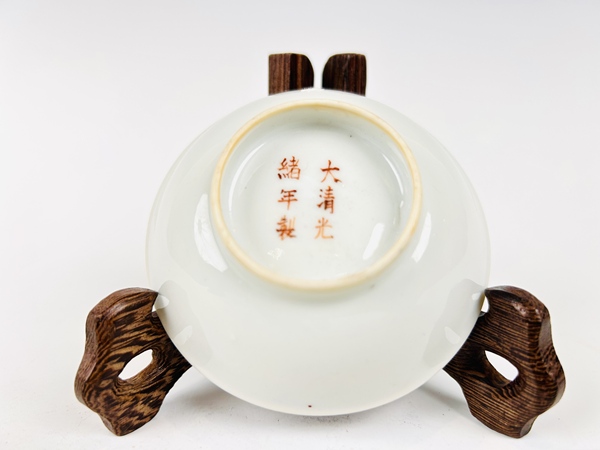 古玩陶瓷民國·五彩龍鳳紋盤一對拍賣，當(dāng)前價(jià)格99元