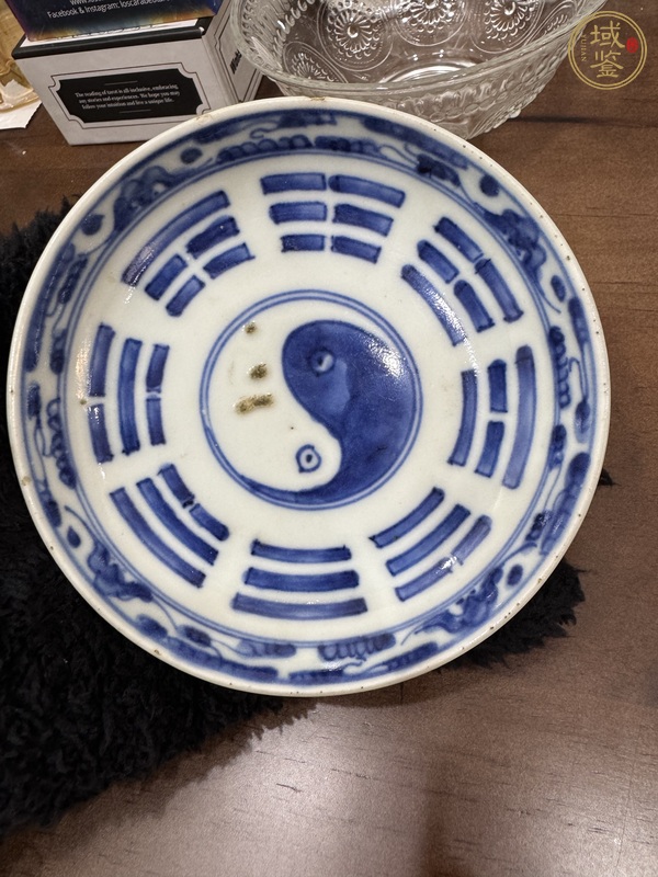 古玩青花八卦紋盤真品鑒賞圖