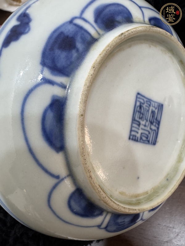 古玩陶瓷青花八卦紋盤真品鑒賞圖