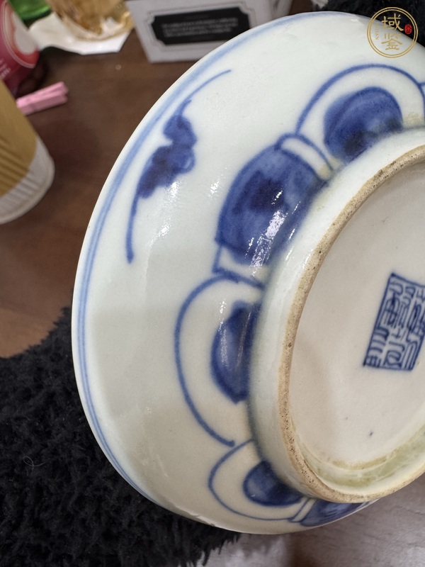 古玩陶瓷青花八卦紋盤真品鑒賞圖