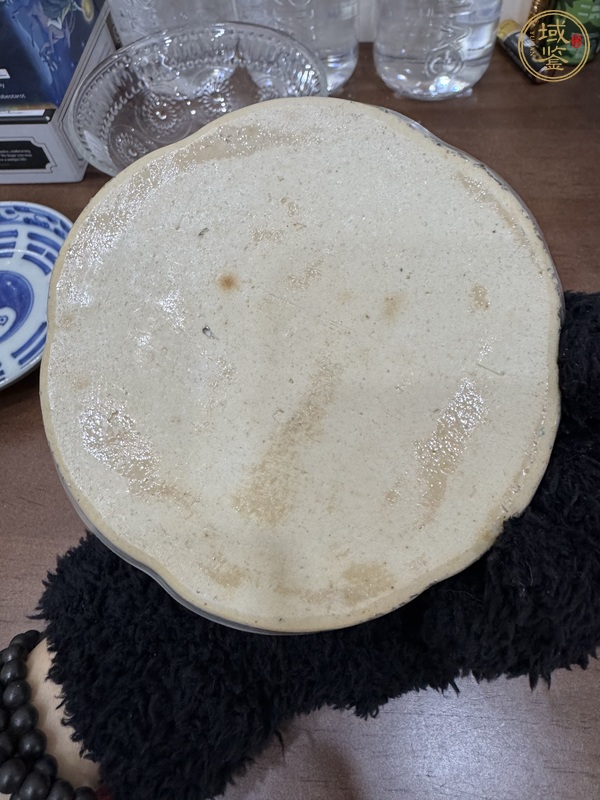 古玩陶瓷粉彩花卉盤真品鑒賞圖