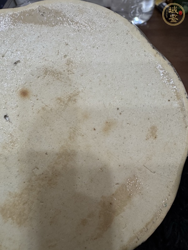 古玩陶瓷粉彩花卉盤真品鑒賞圖