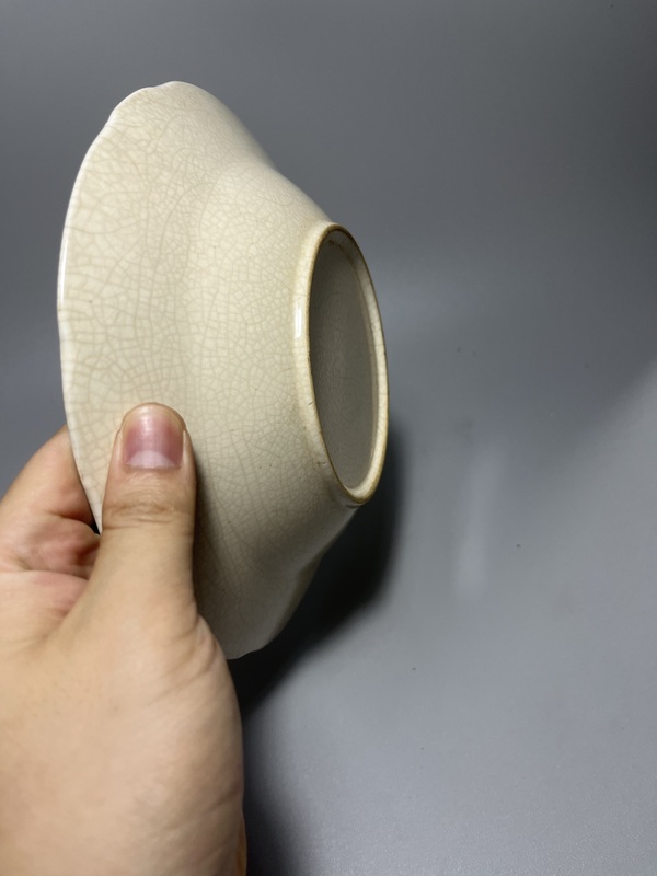 古玩陶瓷漳州窯哥釉盤拍賣,當前價格0元