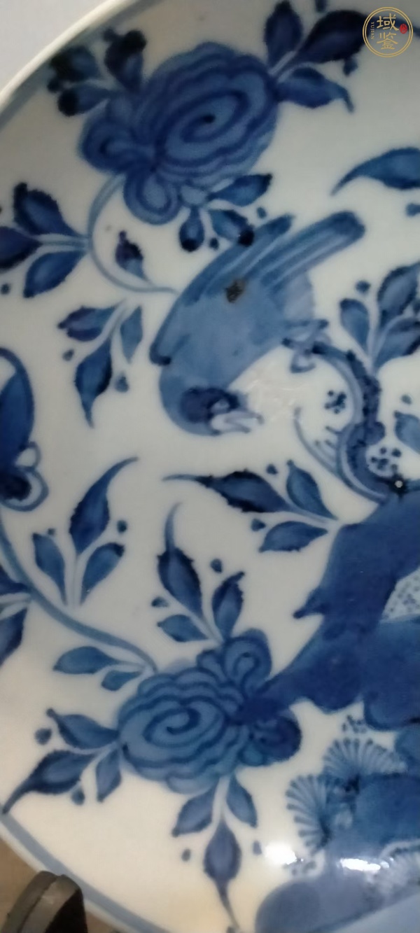 古玩陶瓷清中期青花盤真品鑒賞圖