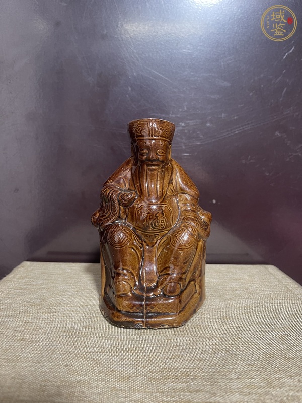 古玩陶瓷醬釉福德正神造像真品鑒賞圖