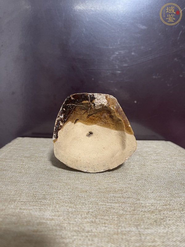 古玩陶瓷醬釉福德正神造像真品鑒賞圖