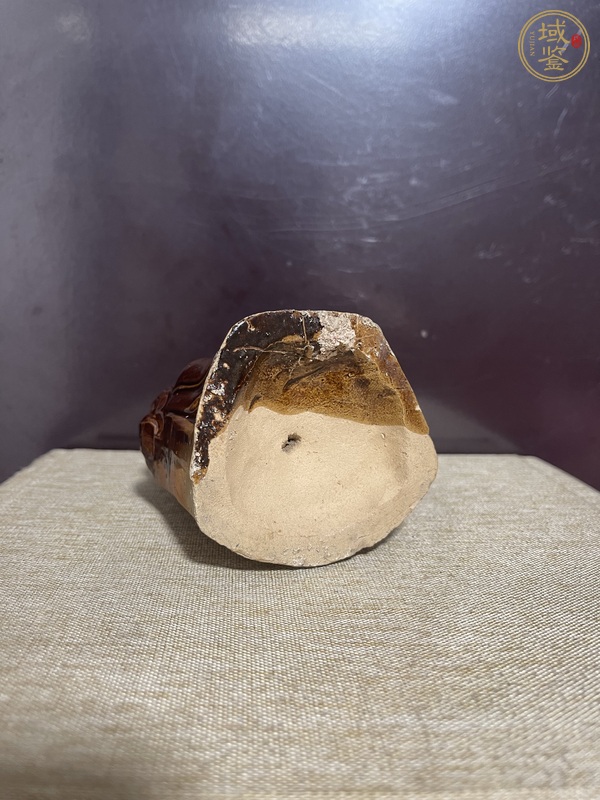 古玩陶瓷醬釉福德正神造像真品鑒賞圖