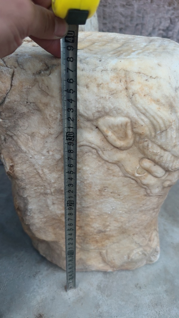 古玩雜項明代.狻猊房山漢白玉桌腿拍賣，當前價格3500元