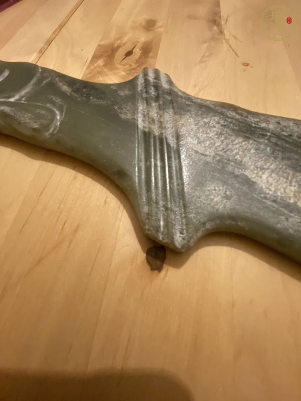 古玩玉器和田青玉刀真品鑒賞圖