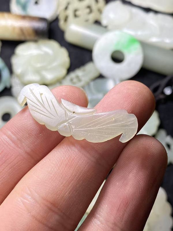 古玩玉器清代雙面工多孔和田玉雕“花片”拍賣，當前價格650元