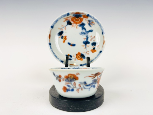 古玩嚴(yán)選清康熙·礬紅描金青花花鳥(niǎo)杯碟拍賣，當(dāng)前價(jià)格32888元