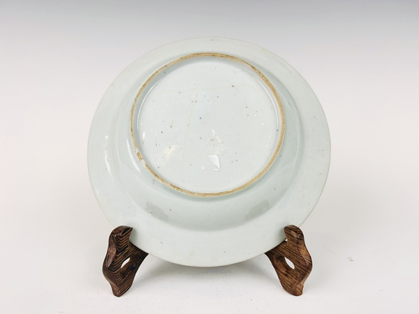 古玩陶瓷清乾隆·粉彩花卉折沿盤(pán)拍賣(mài)，當(dāng)前價(jià)格0元
