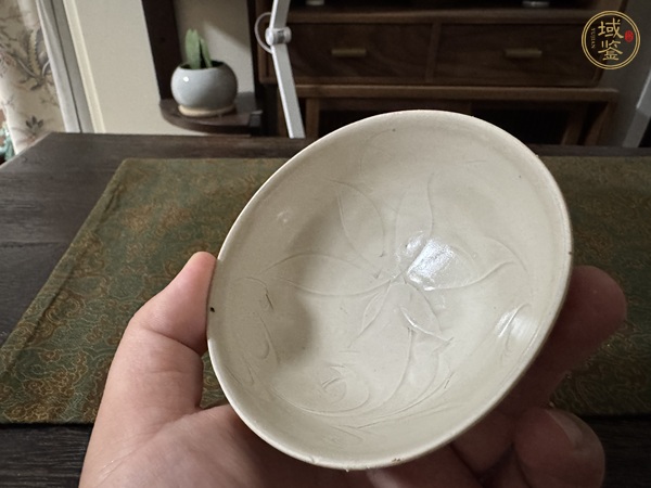古玩陶瓷定窯刻花碗真品鑒賞圖