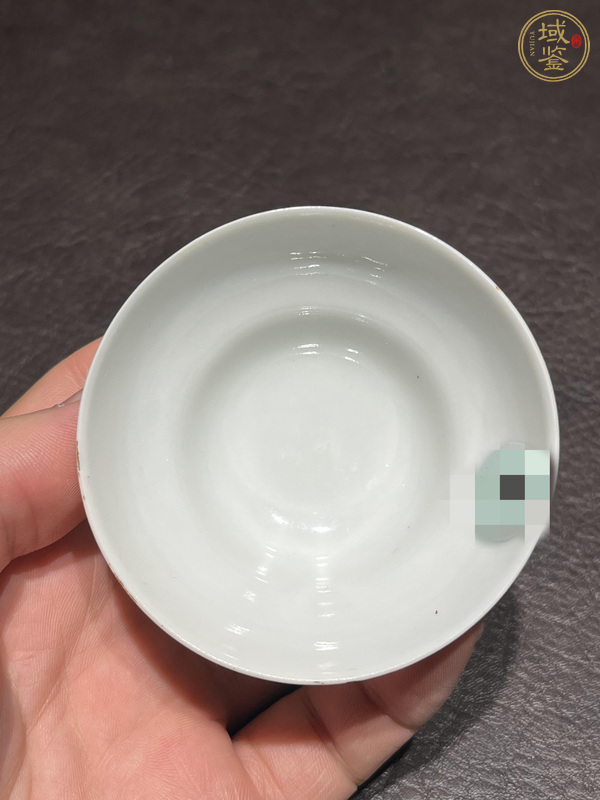 古玩陶瓷粉彩花卉紋折腰杯真品鑒賞圖