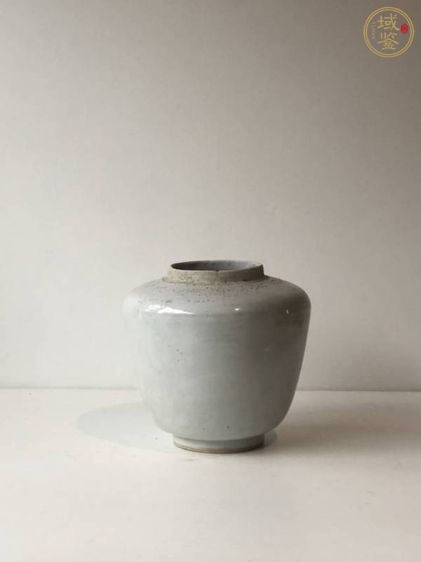 古玩陶瓷白釉罐真品鑒賞圖